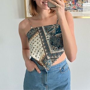 Shein blue/gold triangle Tied Backless Hanky Hem Paisley Print Halter